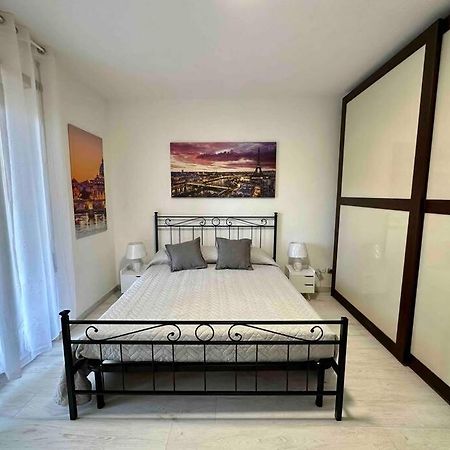 Appartamento Luminoso Domus Eur Рим Екстериор снимка